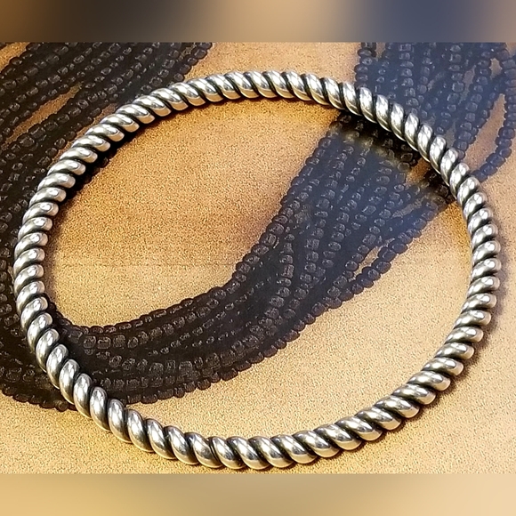 Rare Silpada Sterling Silver Twisted Bangle Bracelet - Picture 12 of 14